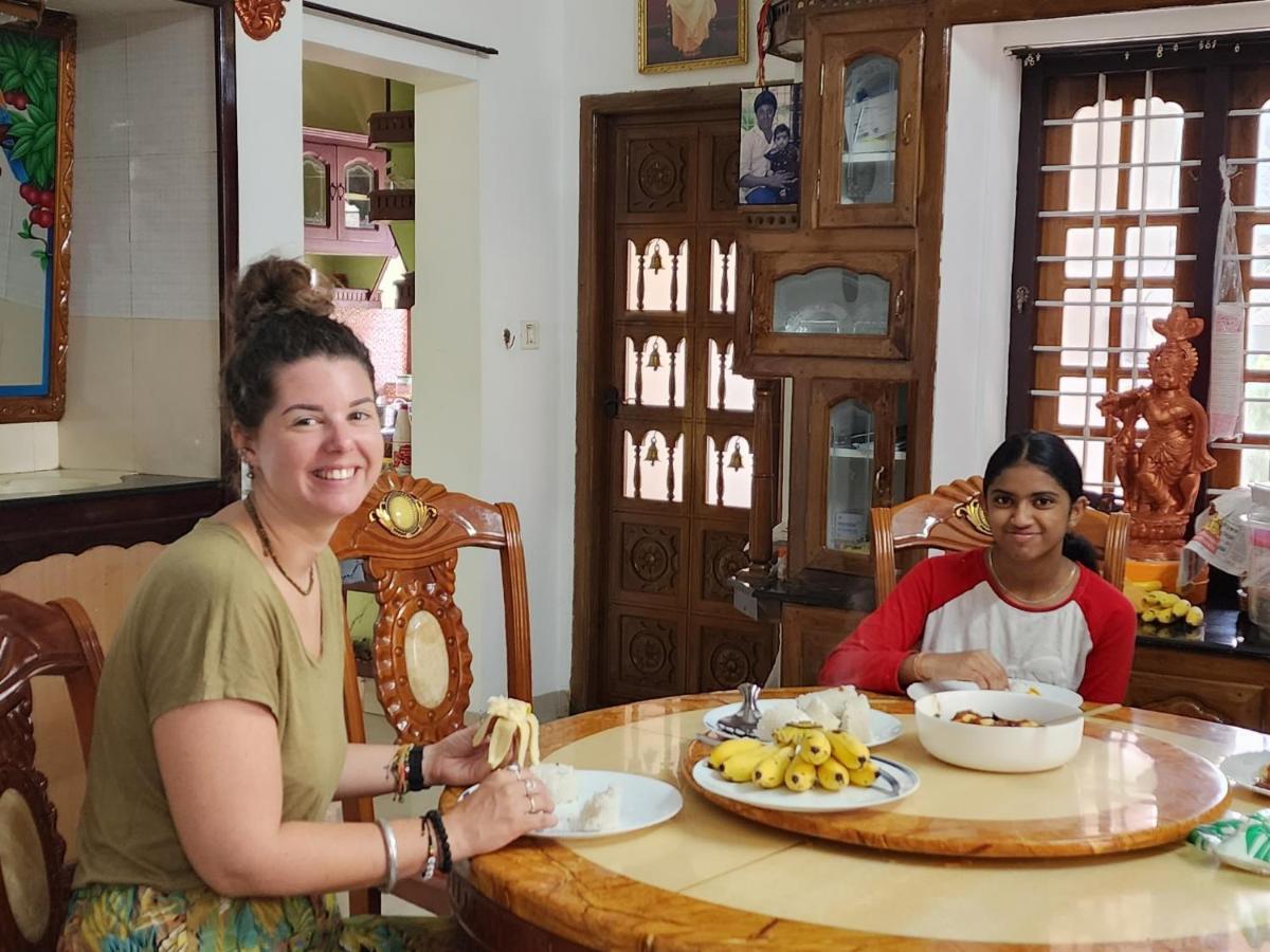 Pkn Homestay Kumily تيكَدِيْ المظهر الخارجي الصورة